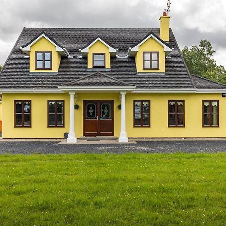 Yellow House Westport Dış mekan fotoğraf