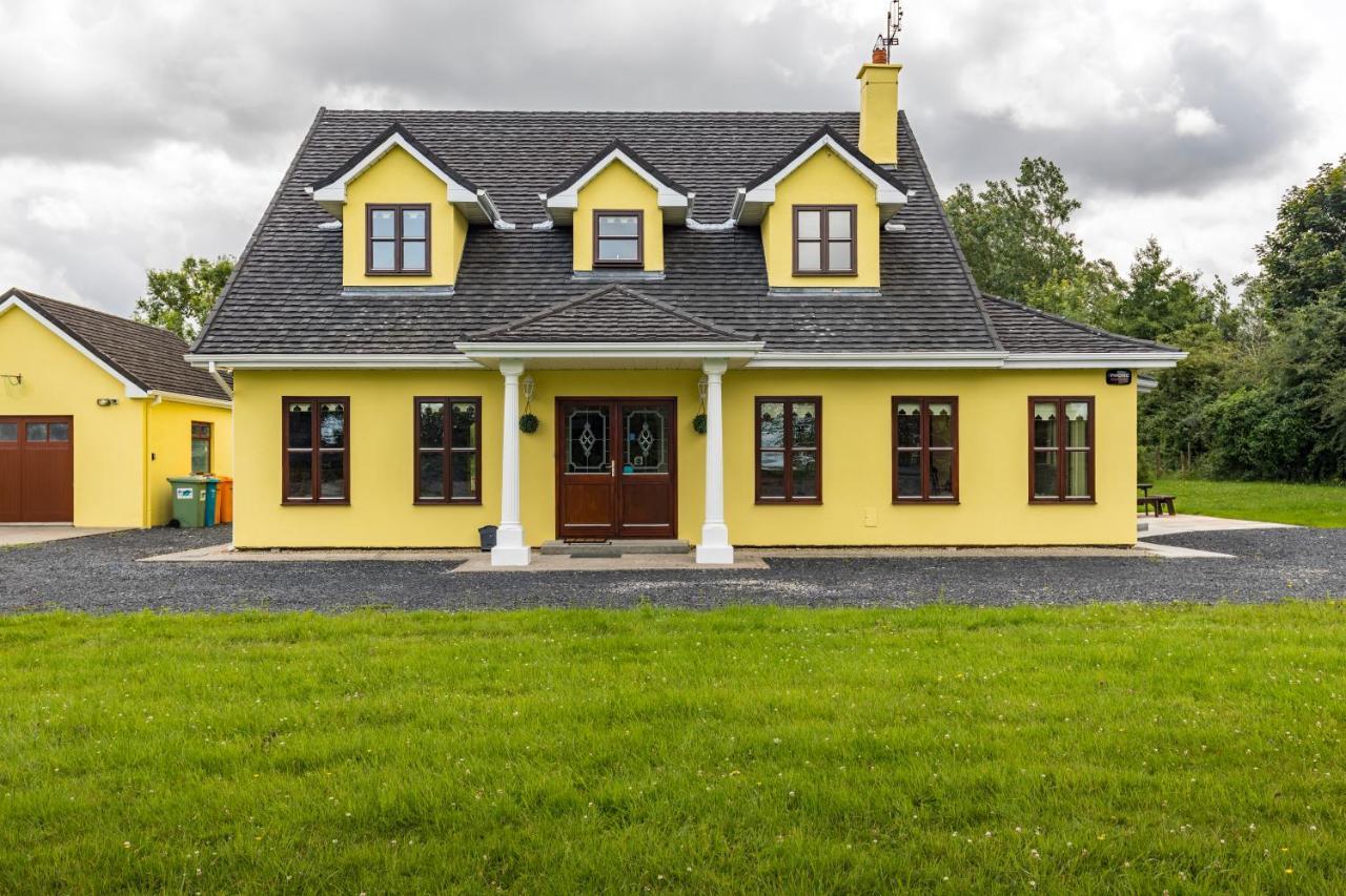 Yellow House Westport Dış mekan fotoğraf